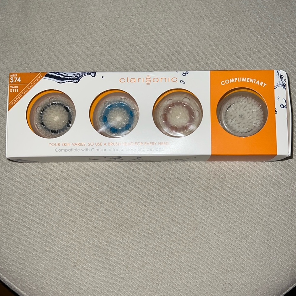 NIP 4 Clarisonic Brush Heads for use with Clarisonic facial cleansing device.